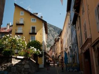 accommodation for tour de france alpine stages