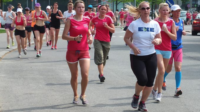 Fitness motivation through group running